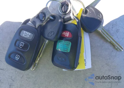 2016 Hyundai Elantra Se z USA, uszkodzony, nr VIN 5NPDH4AE5GH664349